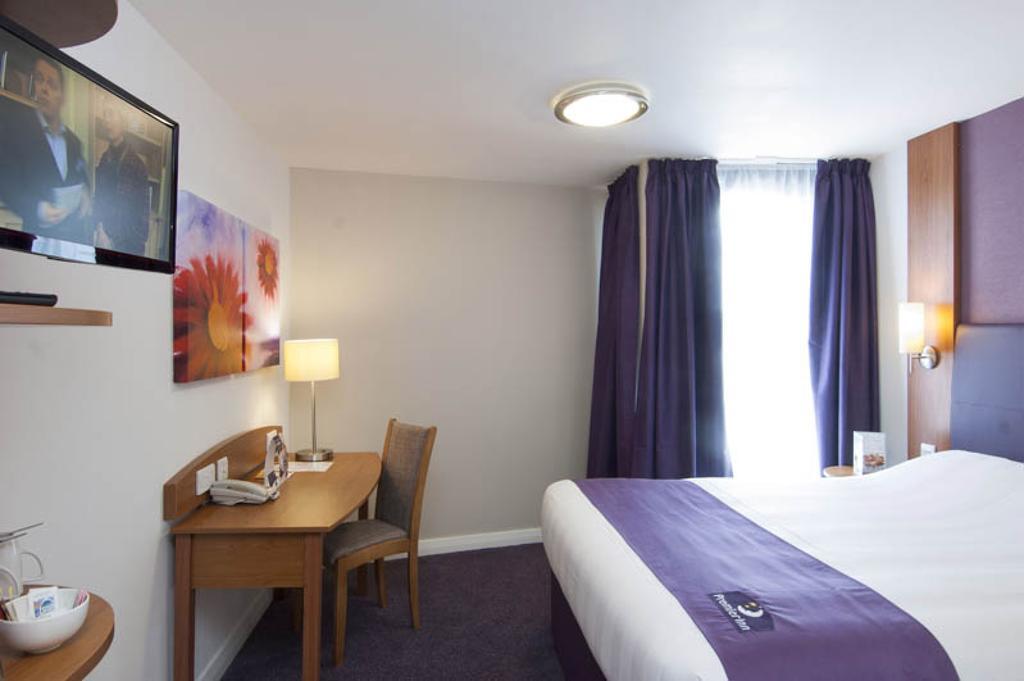 Premier Inn Newcastle Team Valley Gateshead Phòng bức ảnh