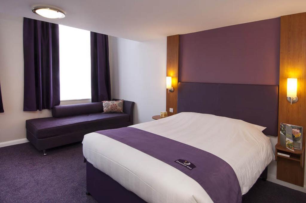 Premier Inn Newcastle Team Valley Gateshead Ngoại thất bức ảnh
