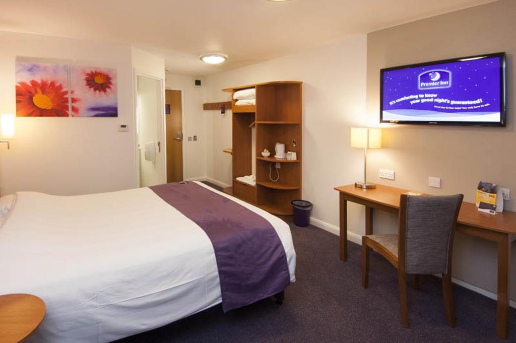 Premier Inn Newcastle Team Valley Gateshead Ngoại thất bức ảnh